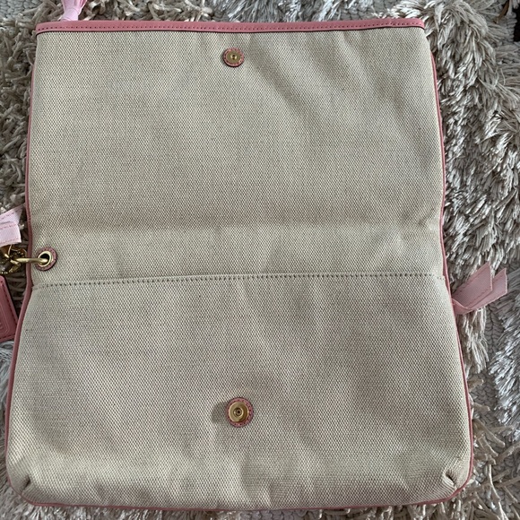 ❌SOLD❌Coach pouch/clutch/wrislet all in one - Picture 3 of 3